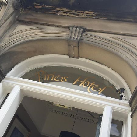 Piries Hotel Edinburgh Bagian luar foto