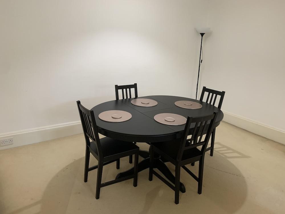 Piries Hotel Edinburgh Bagian luar foto