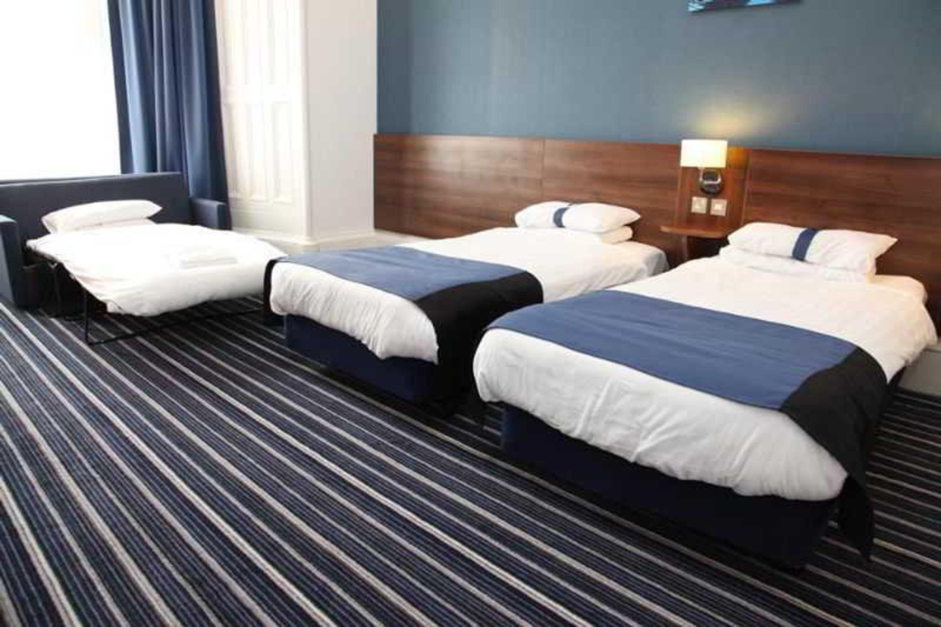 Piries Hotel Edinburgh Bagian luar foto