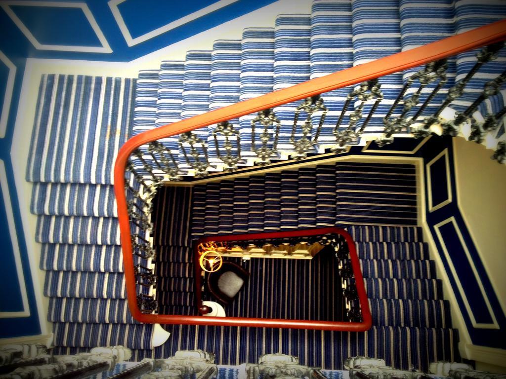 Piries Hotel Edinburgh Bagian luar foto