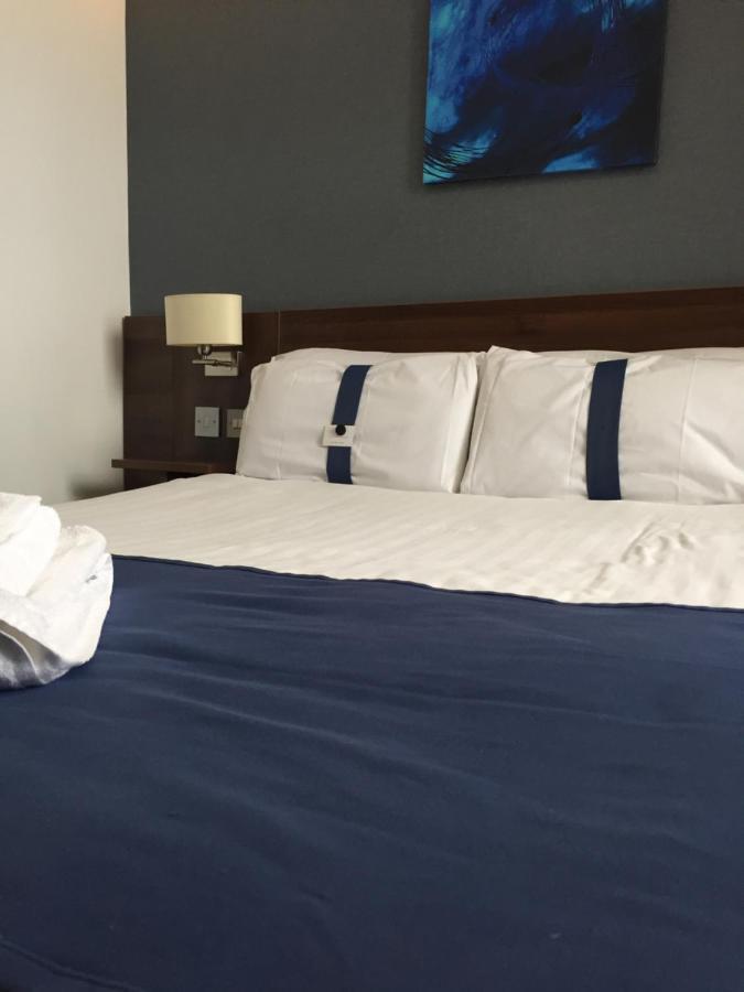 Piries Hotel Edinburgh Bagian luar foto